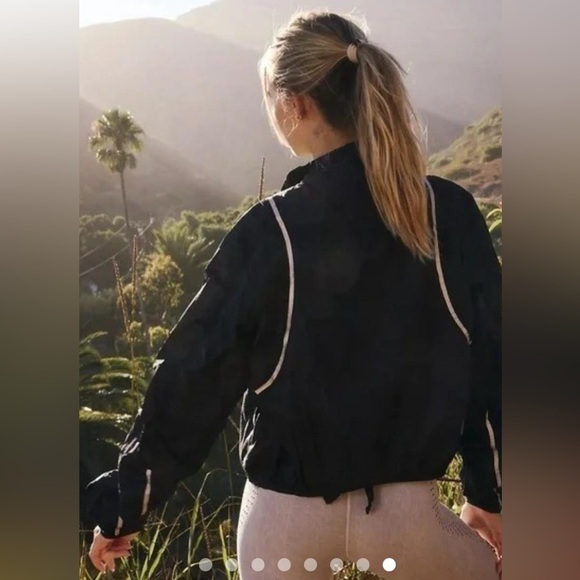 NWT Great Escape Run Windbreaker Black Combo XL - Picture 3 of 13